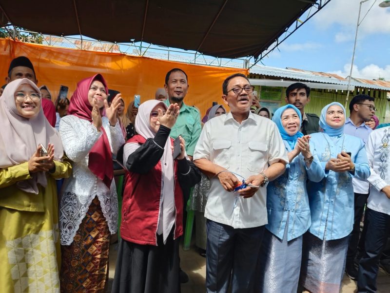 Bupati Rum Pagau resmikan rumah gizi di Piloliyanga. (foto: istimewa)